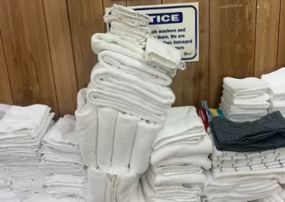 Dependable Self-Service Laundromat